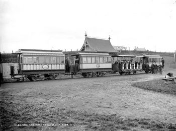 Giant's_Causeway_tram,_Causeway_Hotel