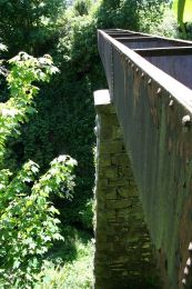 Viaduct at northern entrance to Lissummon Tunnel ©nigreenways Viaduct at northern entrance to Lissummon Tunnel