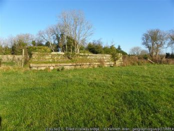 Filled-in railway bridge. Todds Road, Lislimnaghan ©Kenneth Allen Filled-in railway bridge. Todds Road, Lislimnaghan
