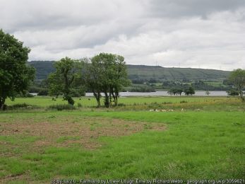 Farmland by Lower Lough Erne ©Richard Webb Farmland by Lower Lough Erne