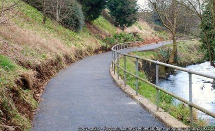 Footpath, Larne ©Albert Bridge Footpath, Larne
