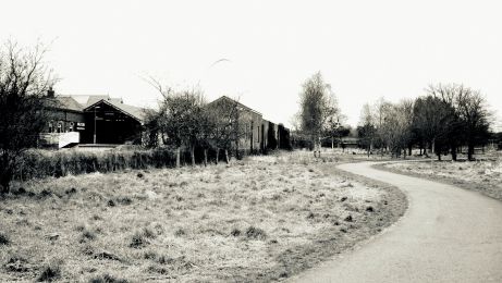 Ballymoney railway station and walkway ©nigreenways Ballymoney railway station and walkway