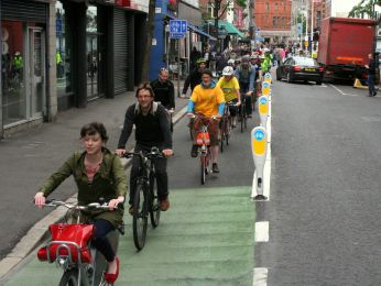 Upper Arthur Street cycleway ©nigreenways Upper Arthur Street cycleway