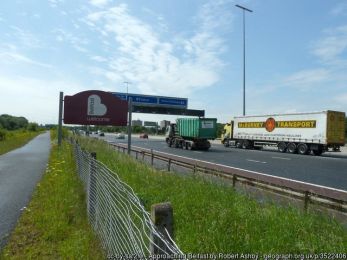 Approaching Belfast ©Robert Ashby Approaching Belfast