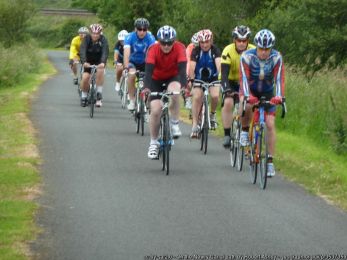 On the Newry Canal path ©Robert Ashby On the Newry Canal path